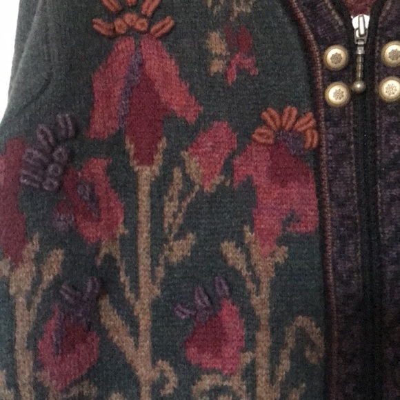 Newton Trading 100% Wool Zip Up Floral Print Cardigan - Picture 3 of 10